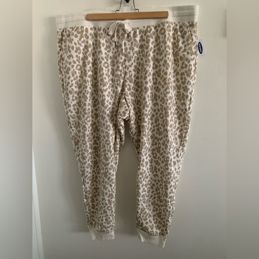 Jogger Sweatpants Leopard Print Old Navy XXL